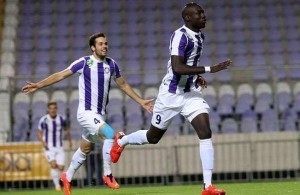 Avançado coloca foto nas redes sociais com camisola do Sporting a dizer “bem-vindo”. Reforço?