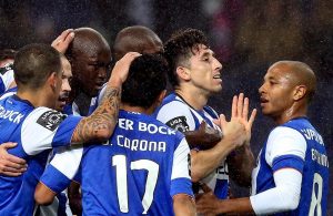 Presidente do Nápoles confirma: “Queremos contratá-lo ao FC Porto”