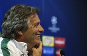 “Vardy? Slimani vai estar de cavalinho”