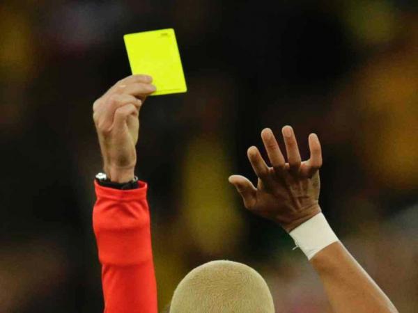 Árbitros estrangeiros a apitar na Primeira Liga já esta época