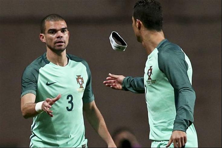 Selecionador islandês acusa Ronaldo e Pepe