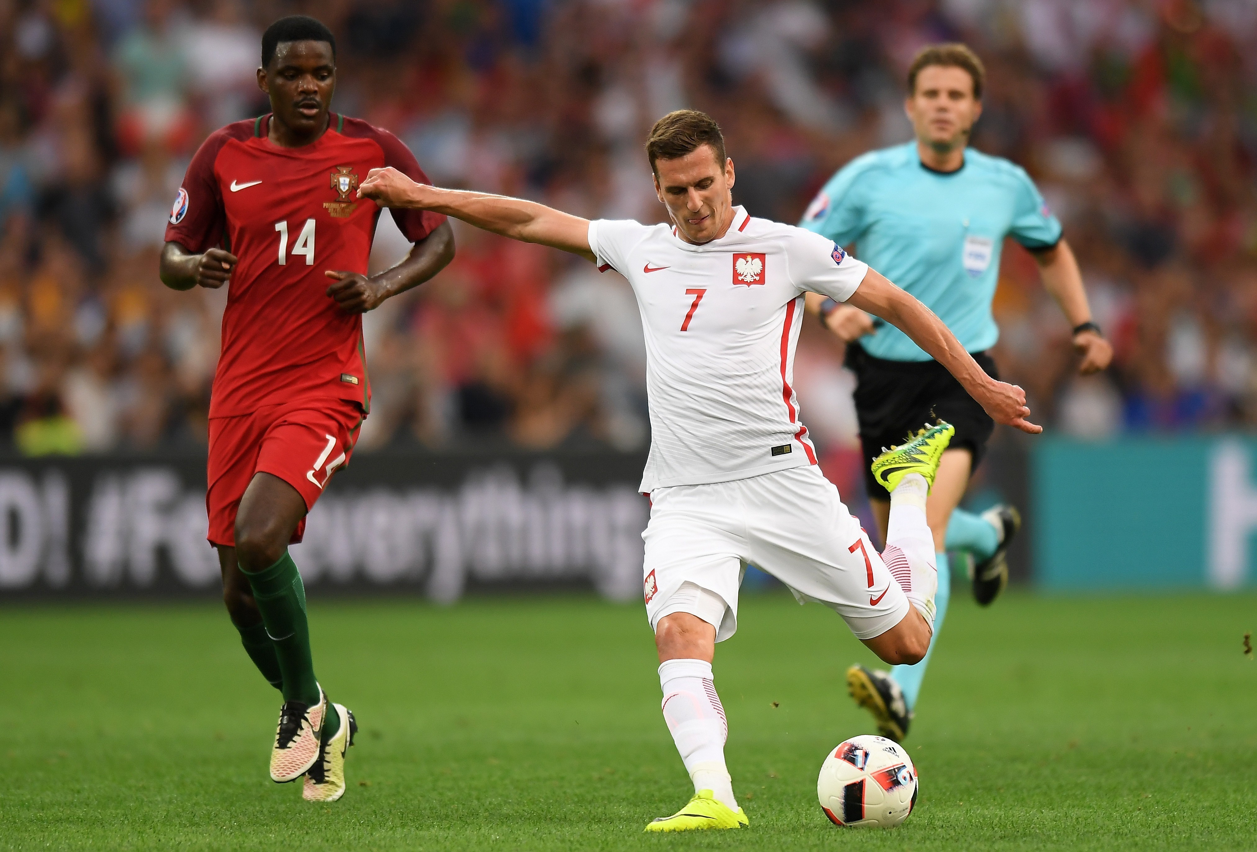 Nápoles em negociações para a contratação de Milik