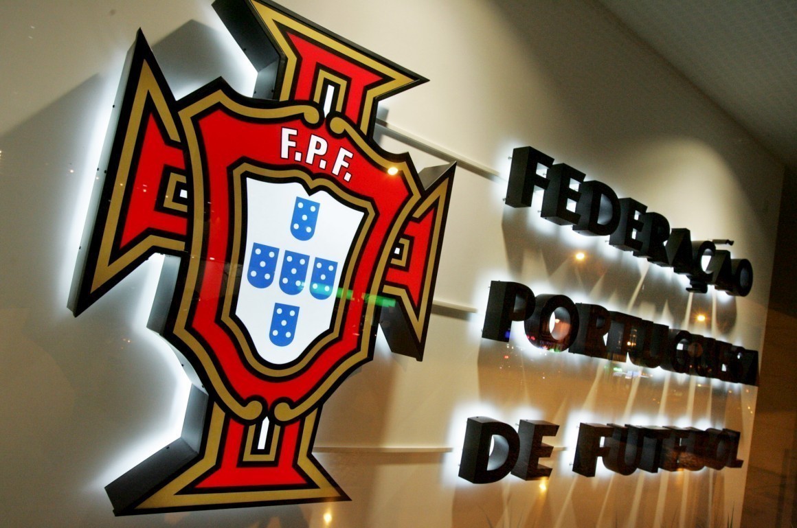 Portugal corre o risco de ser castigado pela FIFA por alegada utilização indevida de jogador