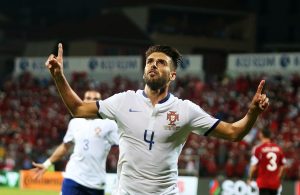 Miguel Veloso muito próximo de assinar pelo Génova