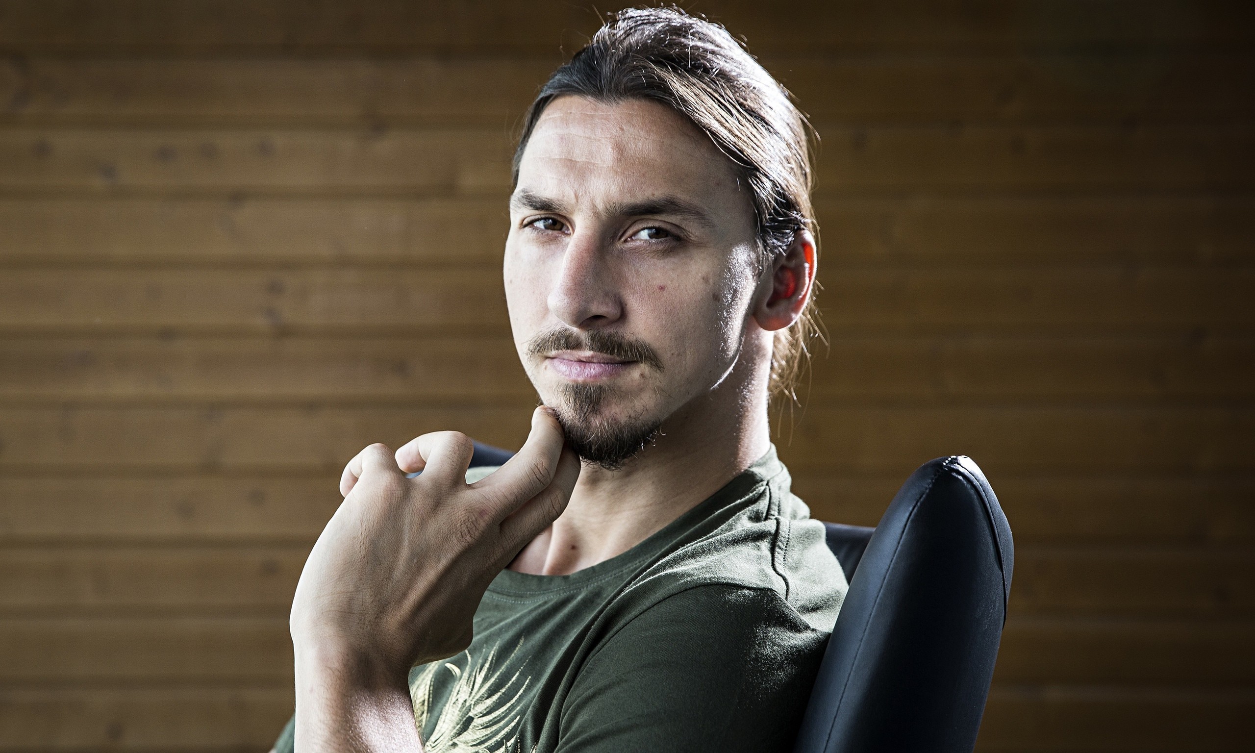 Ibrahimovic responde a Cantona