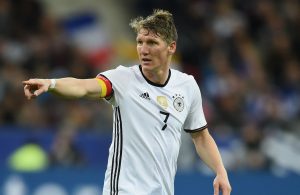Bastian Schweinsteiger honrando com proposta do Benfica mas recusou convite