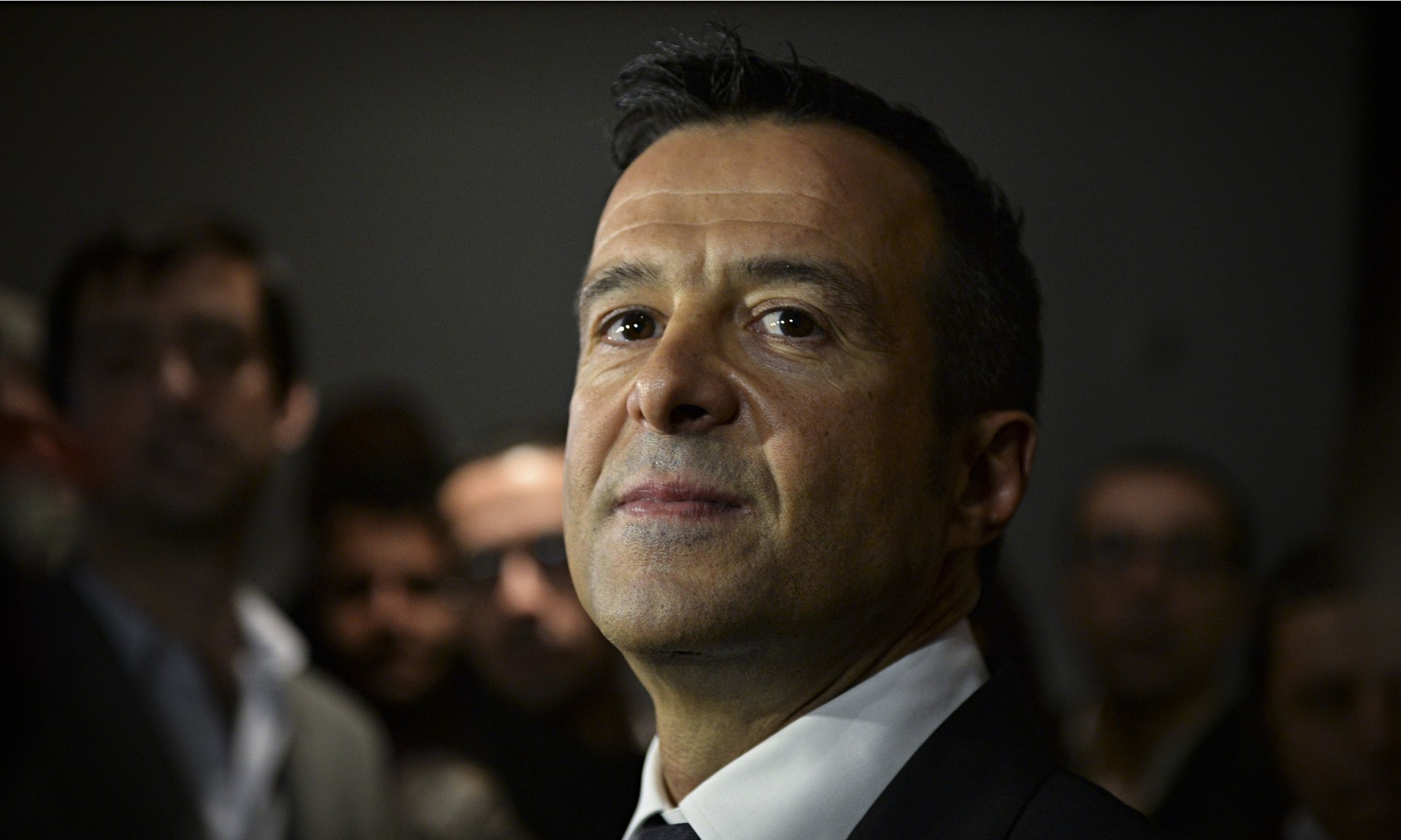Jorge Mendes negoceia compra do Milan