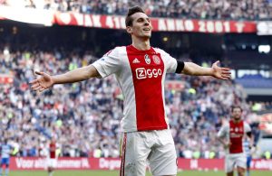 ÚLTIMA HORA: Milik já aterrou em Nápoles