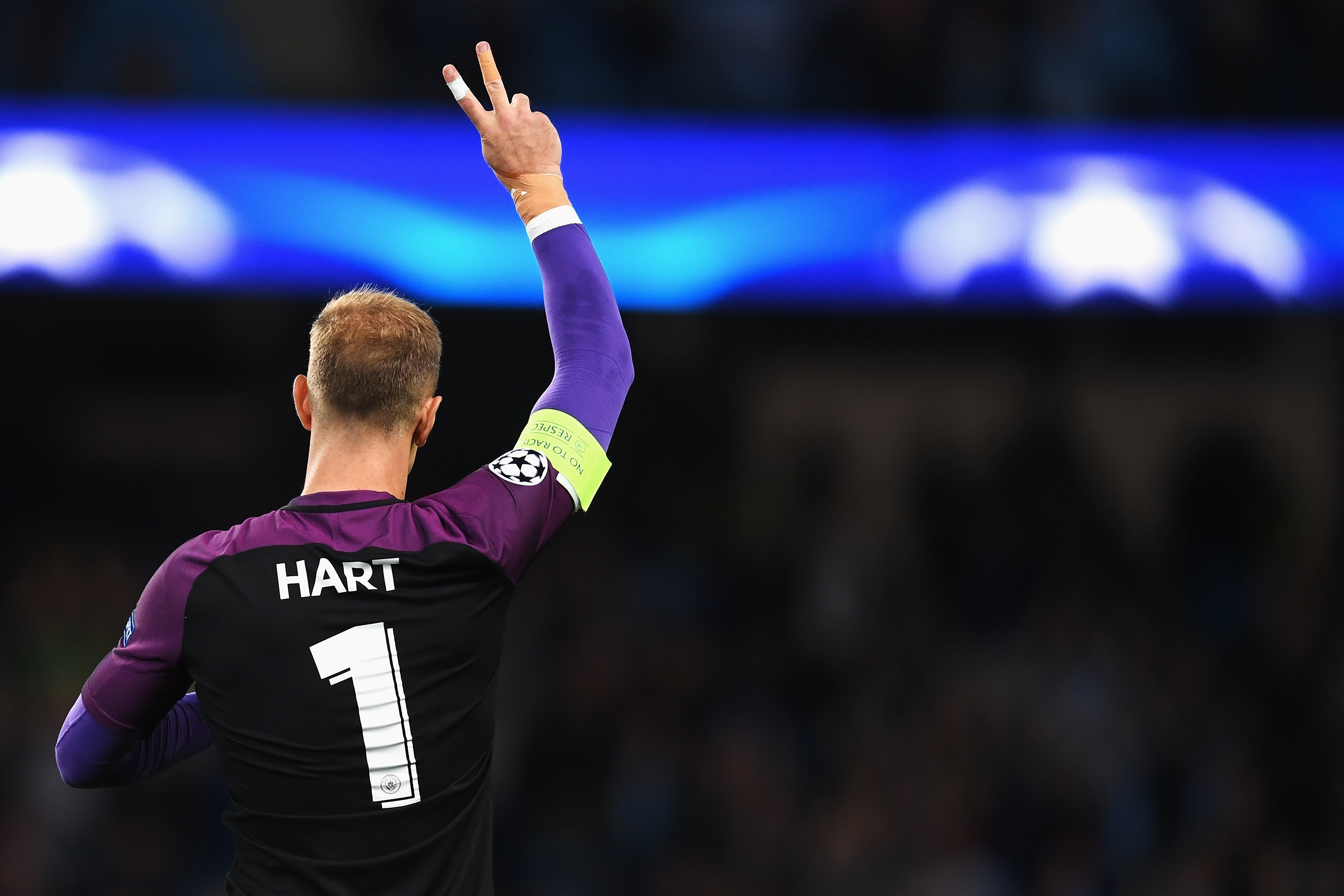 Joe Hart anuncia que quer sair definitivamente do City
