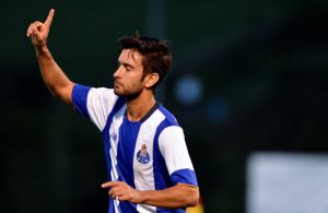 Alberto Bueno emprestado ao Granada