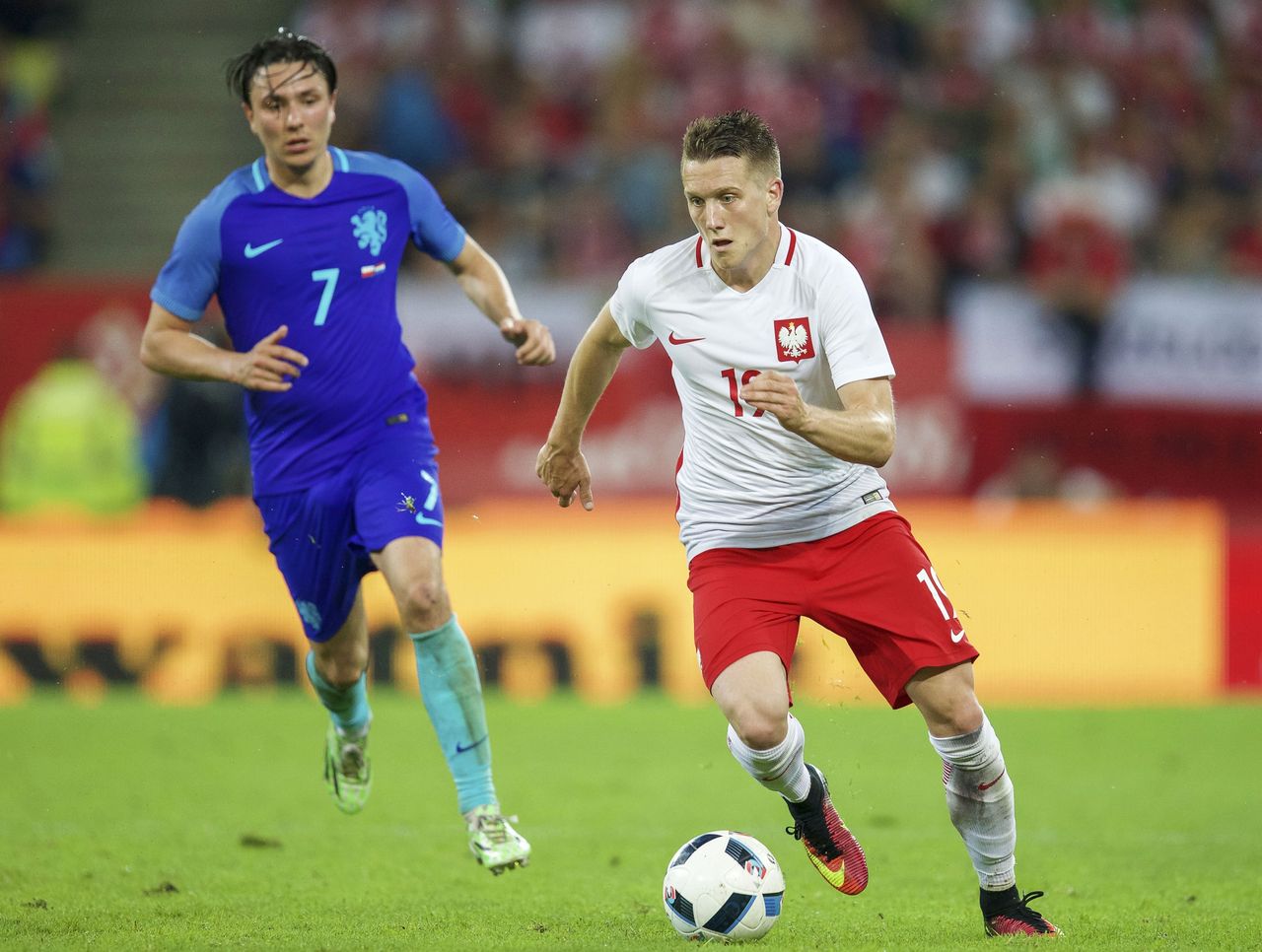 OFICIAL: Nápoles garante Piotr Zielinski por 15 milhões