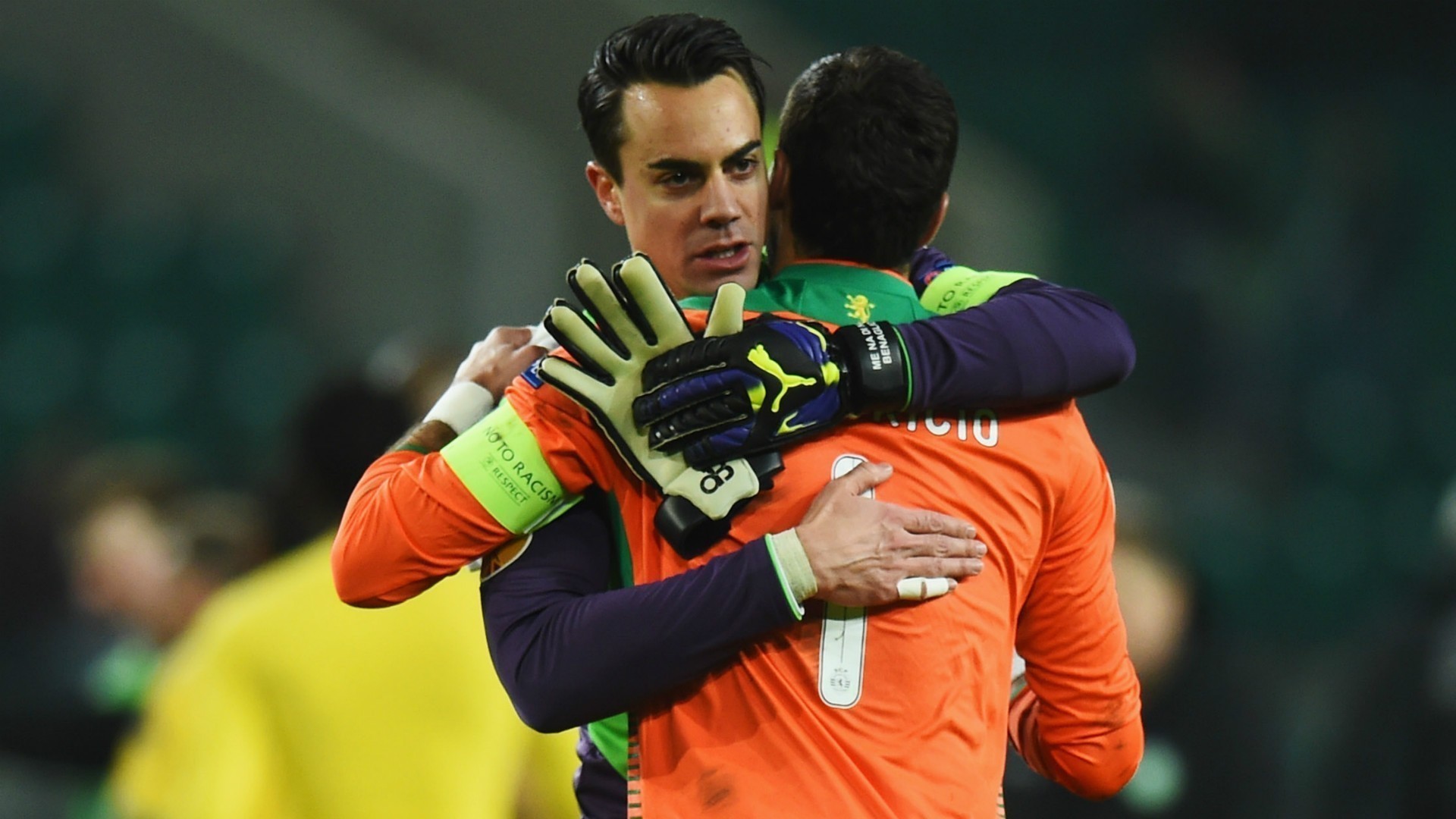 OFICIAL: Diego Benaglio renova com o Wolfsburgo