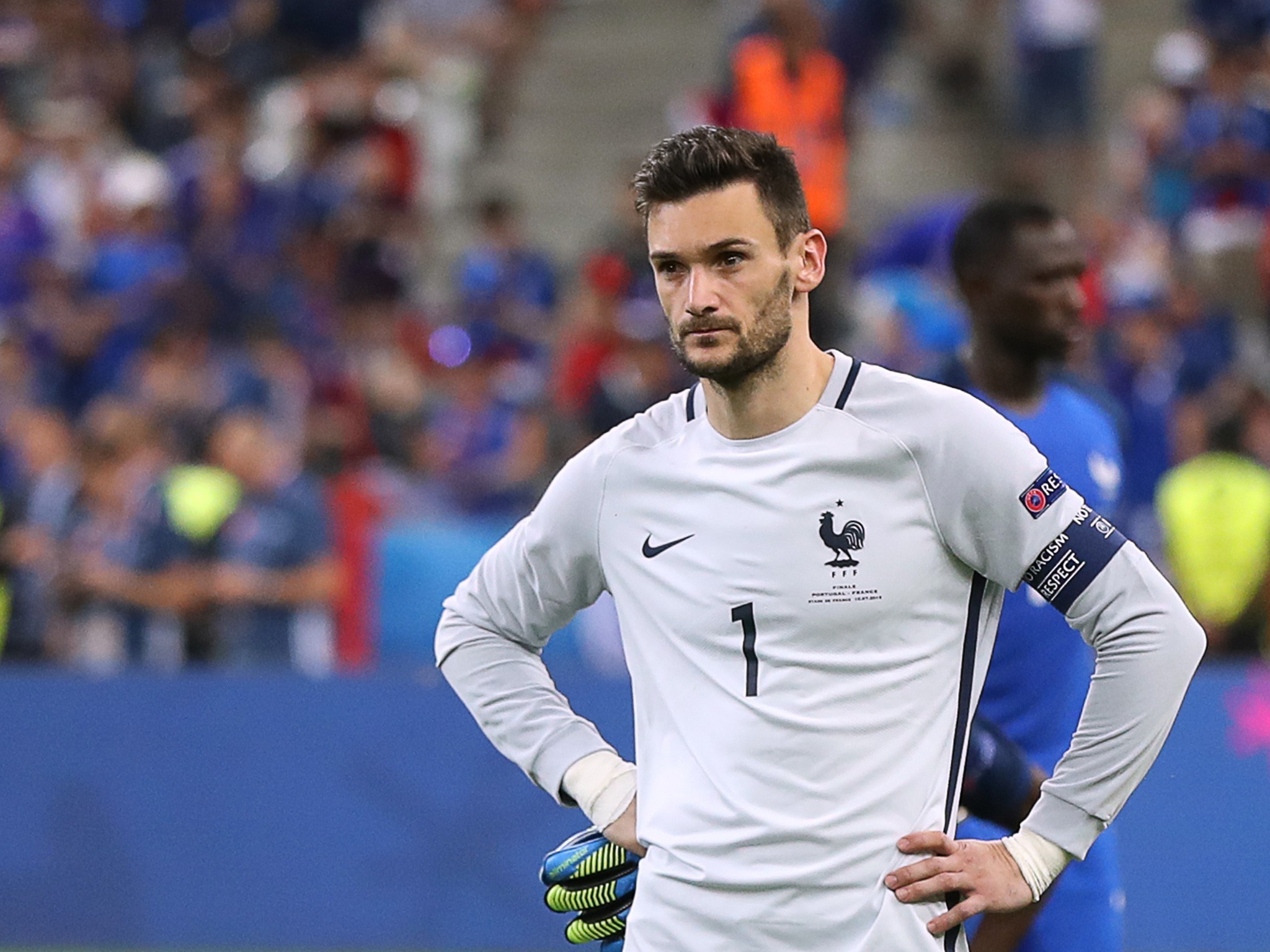 Hugo Lloris para um mês