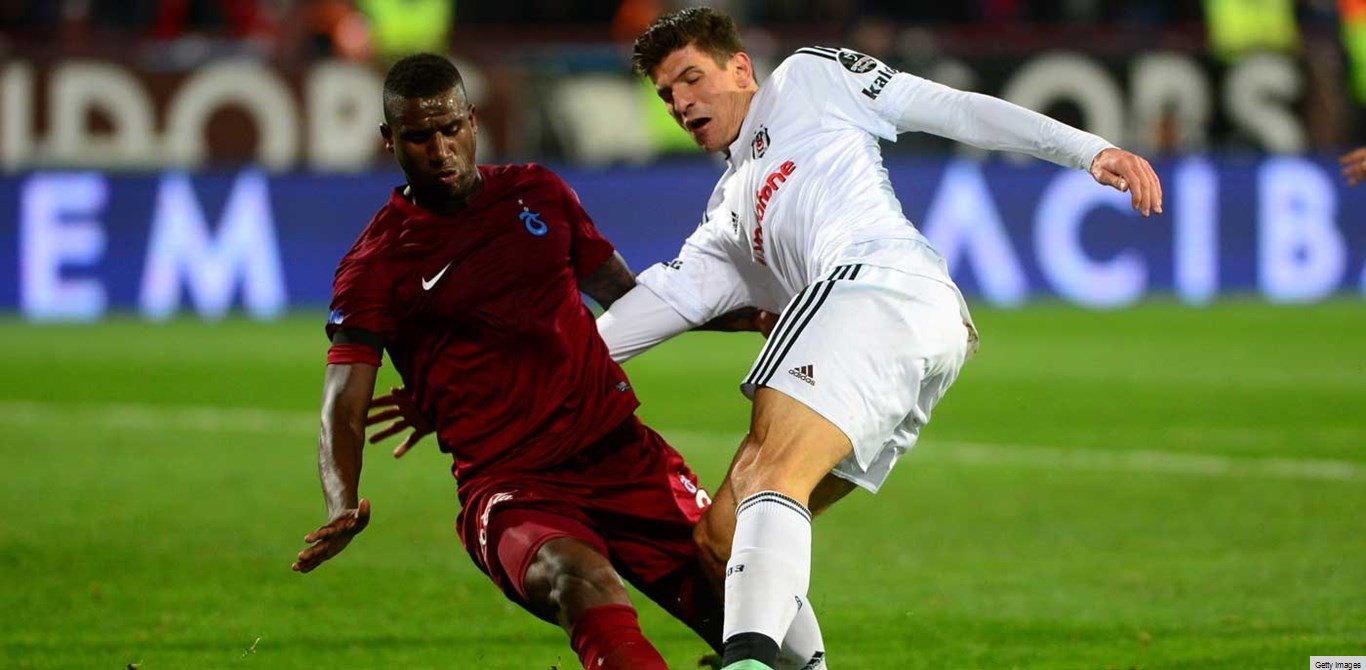 Sporting garante Douglas