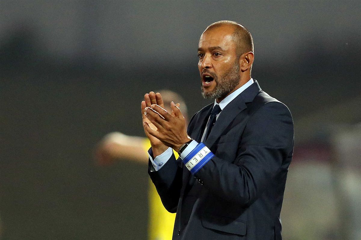 Duas novidades no onze do FC Porto