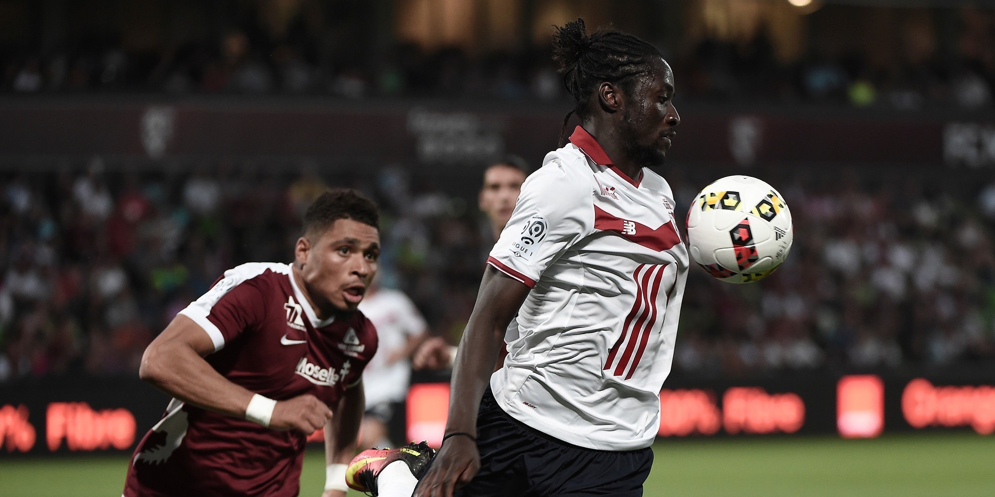 Éder cala adeptos franceses de forma brilhante