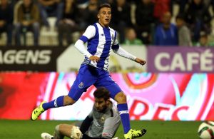 OFICIAL: Cristian Tello é reforço da Fiorentina