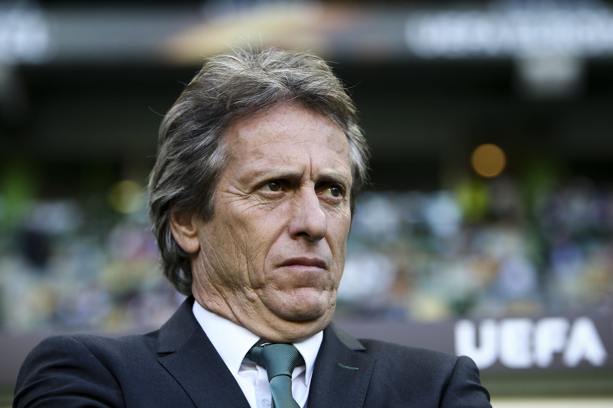 Jorge Jesus envia recado a Bas Dost