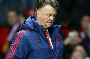 «Van Gaal chorou que nem um bebé quando foi despedido»