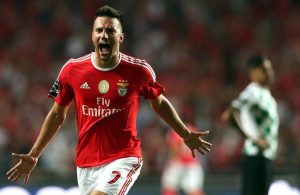 Transferência de Samaris para o Benfica envolvida em polémica