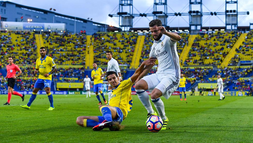 Real Madrid supreendido em Las Palmas