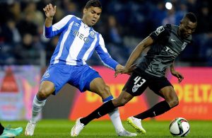 Jorge Mendes pretende colocar Mensah no Manchester United