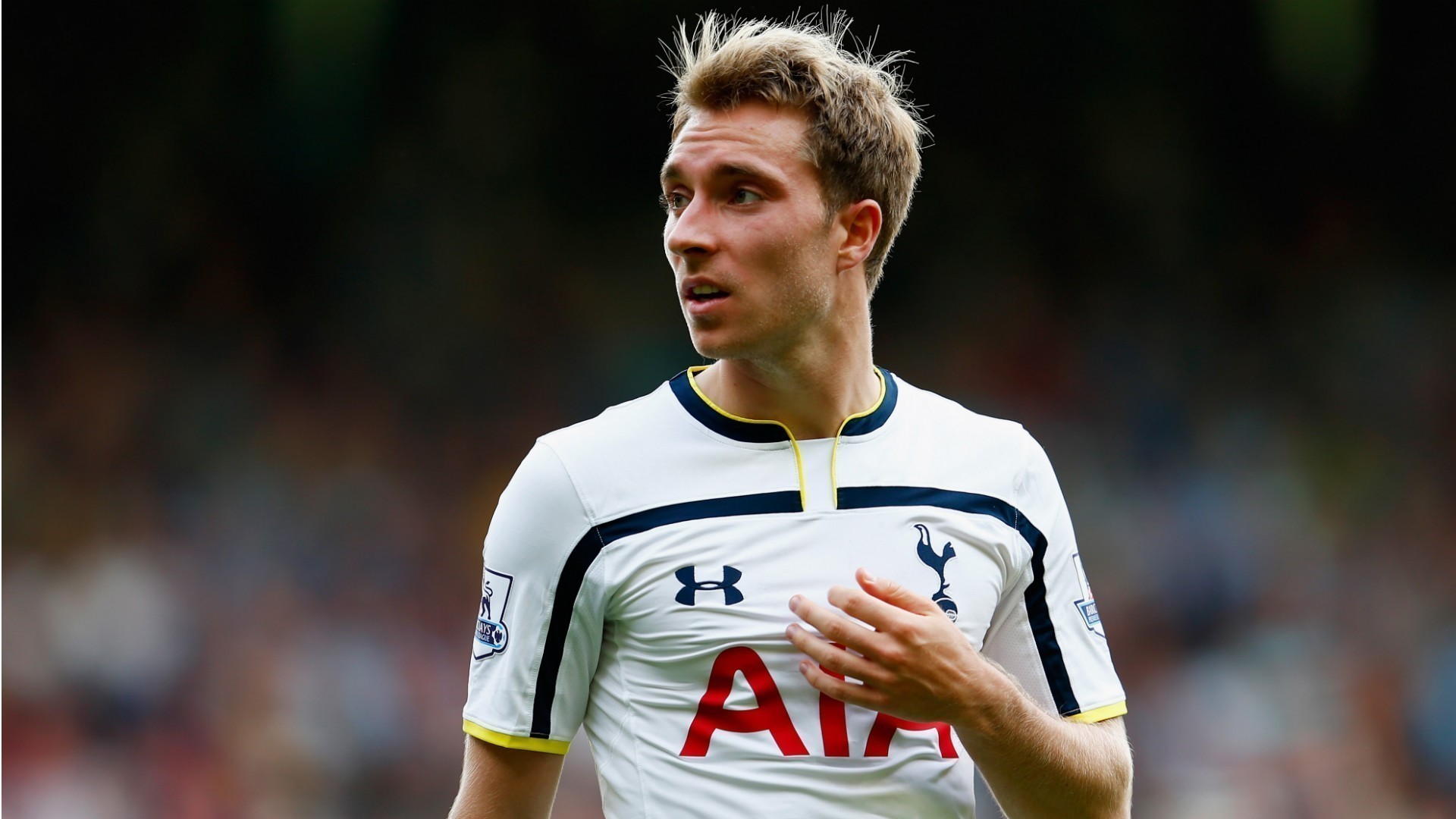OFICIAL: Eriksen renovou com o Tottenham