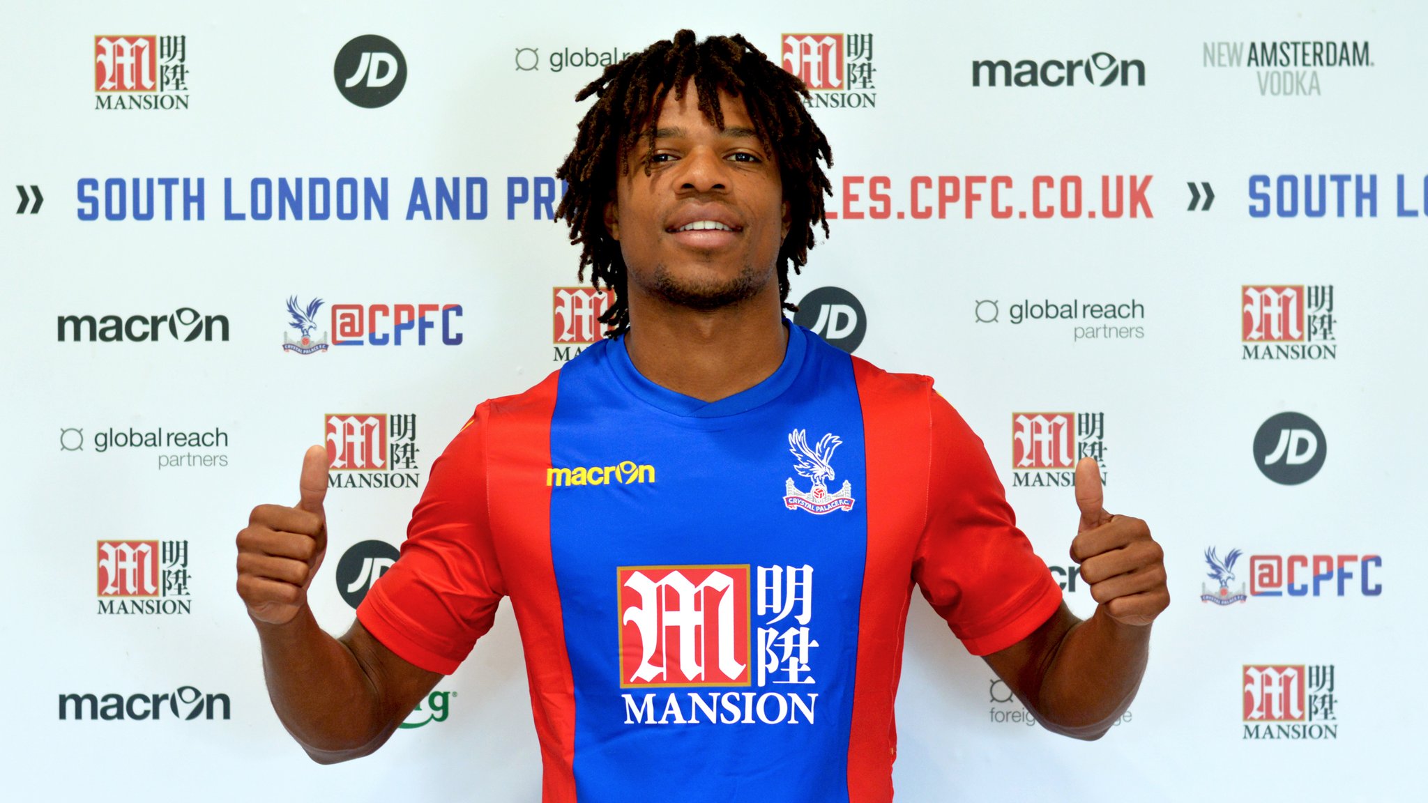 OFICIAL: Crystal Palace anuncia regresso de Remy ao Chelsea