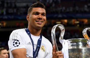 Selecionador brasileiro elogia Casemiro