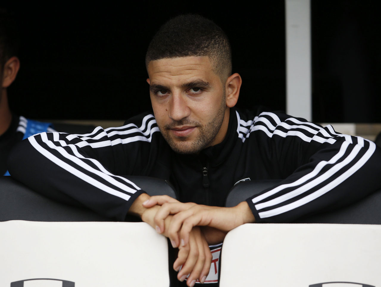 Taarabt e mais oito inscritos pelo Benfica