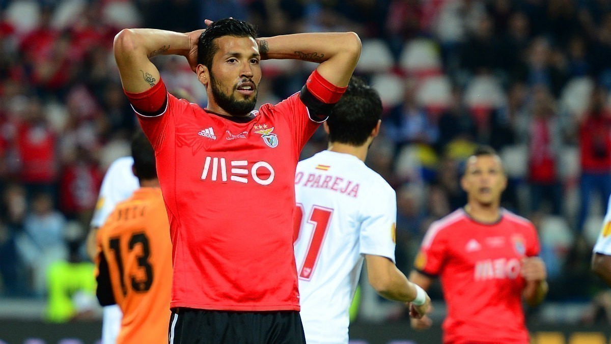 “Apresentei ao Benfica uma proposta de 20 milhões de euros do Bayern por Garay”