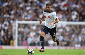 OFICIAL: Kyle Walker renova com o Tottenham