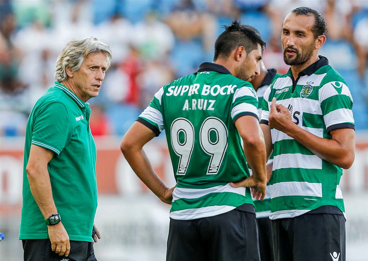 Afinal, Alan Ruiz custou oito milhões de euros