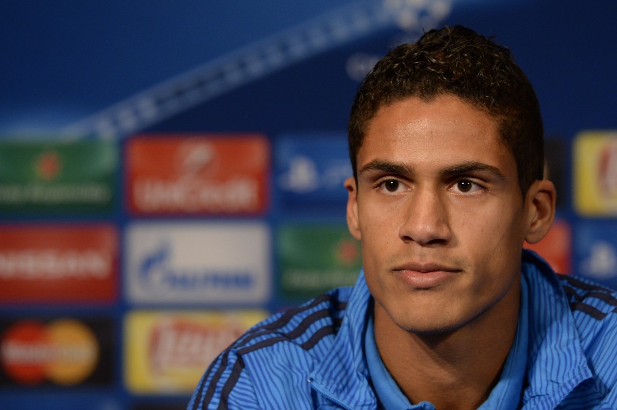Varane confessa que rejeitou convite do Manchester United
