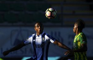 FC Porto não convence e volta a comprometer