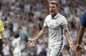 OFICIAL: Toni Kroos renova com o Real Madrid até 2022