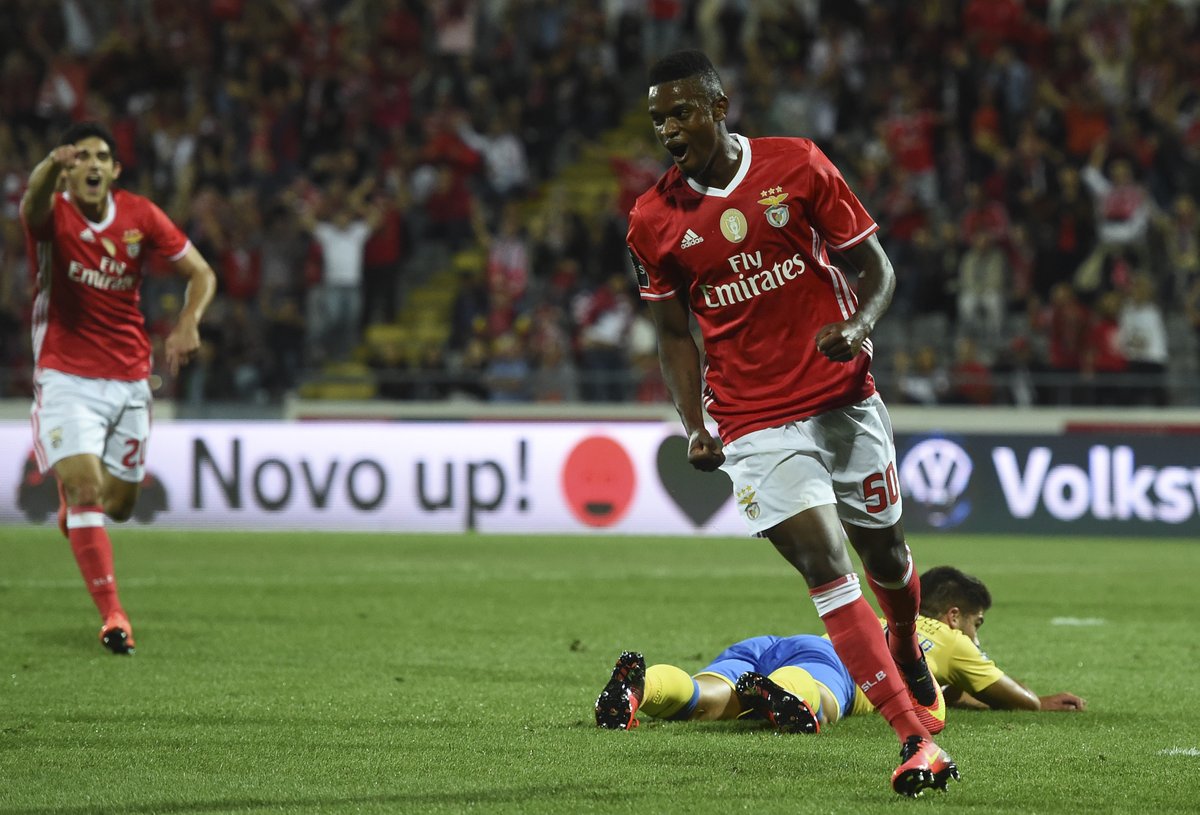 José Mourinho interessado em Nelson Semedo