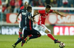 Benfica derrota 1º de Dezembro no último suspiro