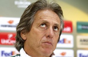 VÍDEO: Jorge Jesus volta a cometer gaffe monumental… 11+4=14