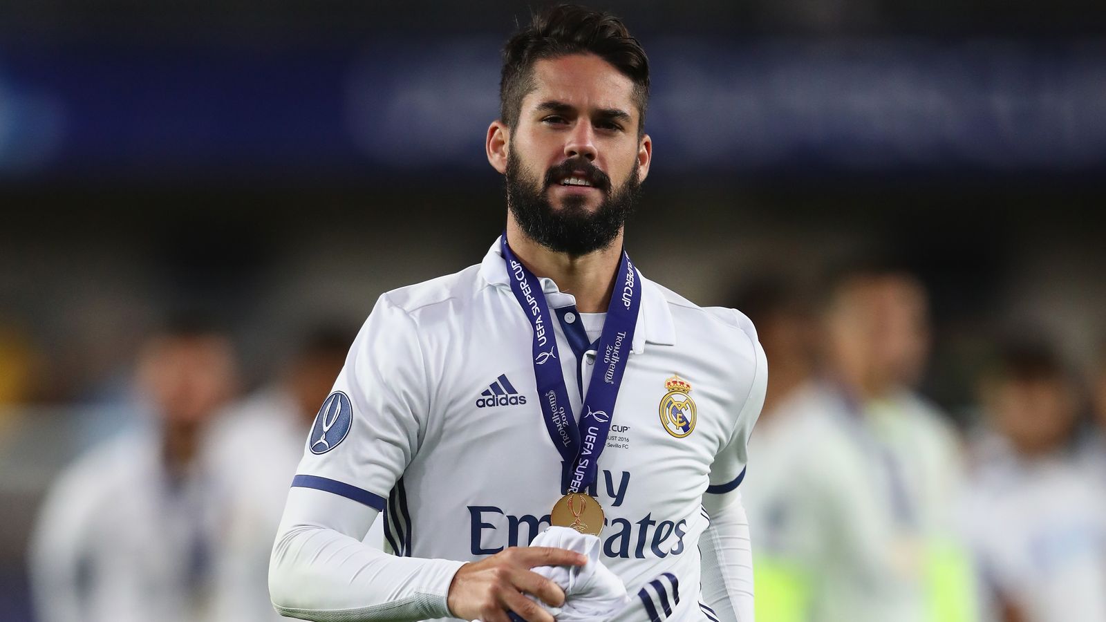 Barcelona pretende craque do Real Madrid