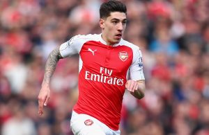 OFICIAL: Héctor Bellerín renova até 2022