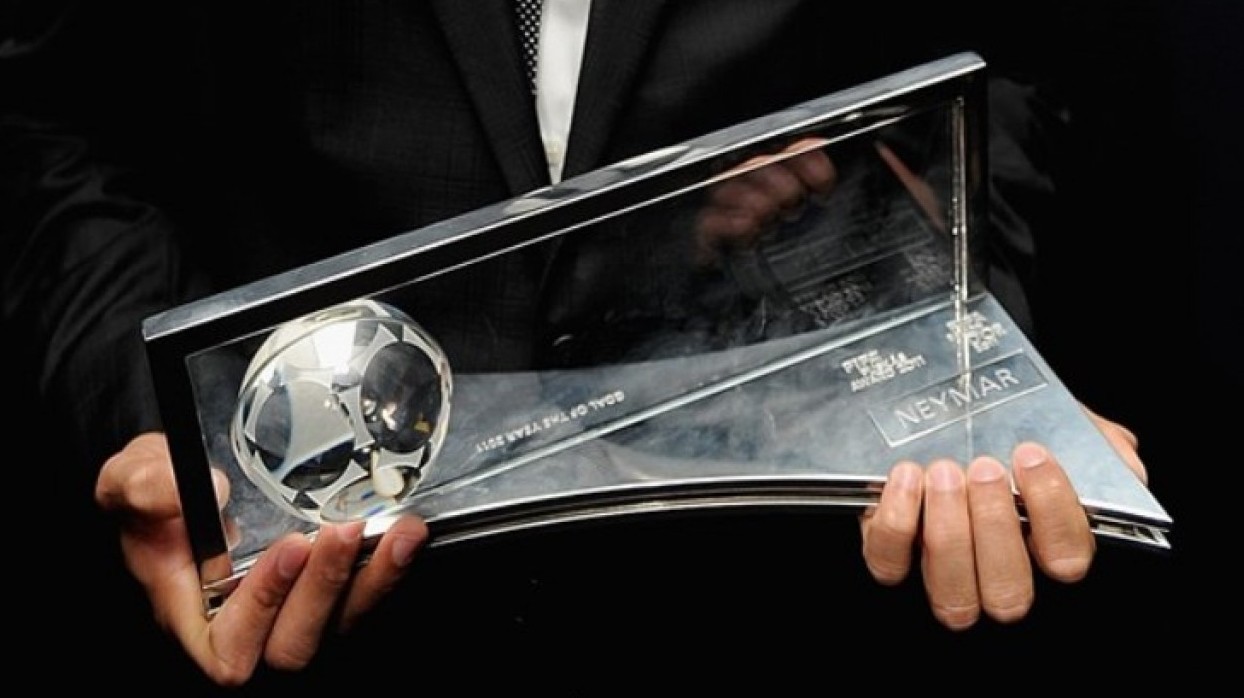 Os três finalistas para o prémio Puskas