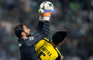 A curiosa razão que levou Rui Patrício a trocar de posição