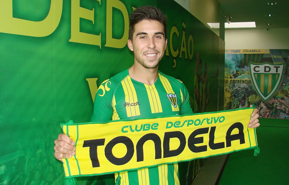 OFICIAL: Benfica empresta jogador ao Tondela