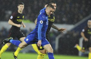 Leicester goleia Manchester City com hat-trick de Jamie Vardy