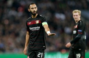 Dortmund garante contratação de Toprak