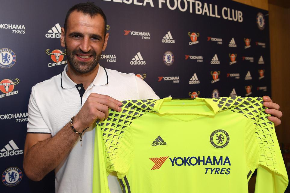 Atlético de Madrid interessado em Eduardo