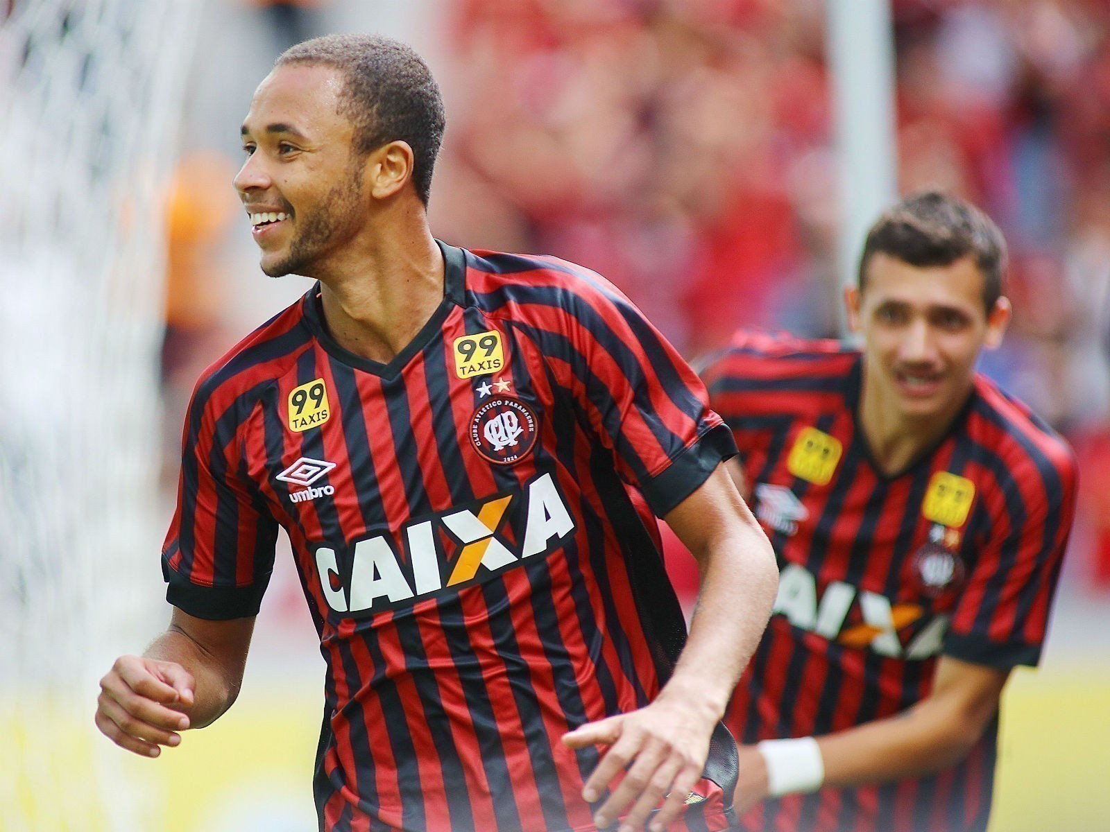 Zenit contrata médio promissor por oito milhões de euros