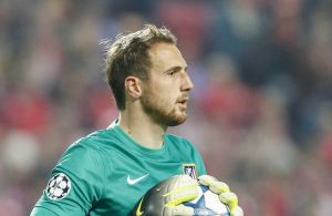 Oblak volta a ser titular dois meses e meio depois da lesão
