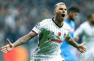 Ricardo Quaresma renova com o Besiktas até 2020
